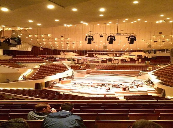 Hult International Business School