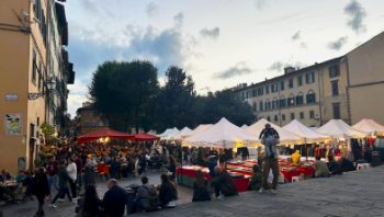 Connecting With My Neighborhood in Piazza Santo Spirito